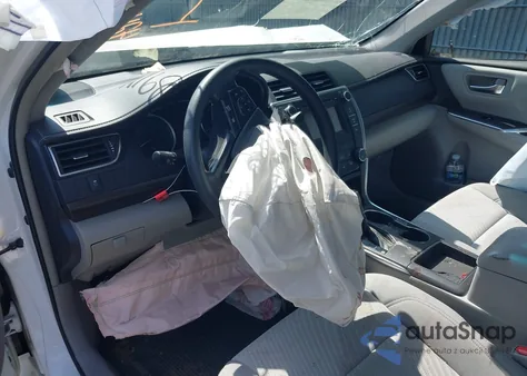 2016 Toyota Camry Le z USA, uszkodzony, nr VIN 4T4BF1FK3GR579964